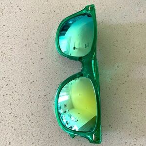 Green Sunglasses with Reflective Lenses